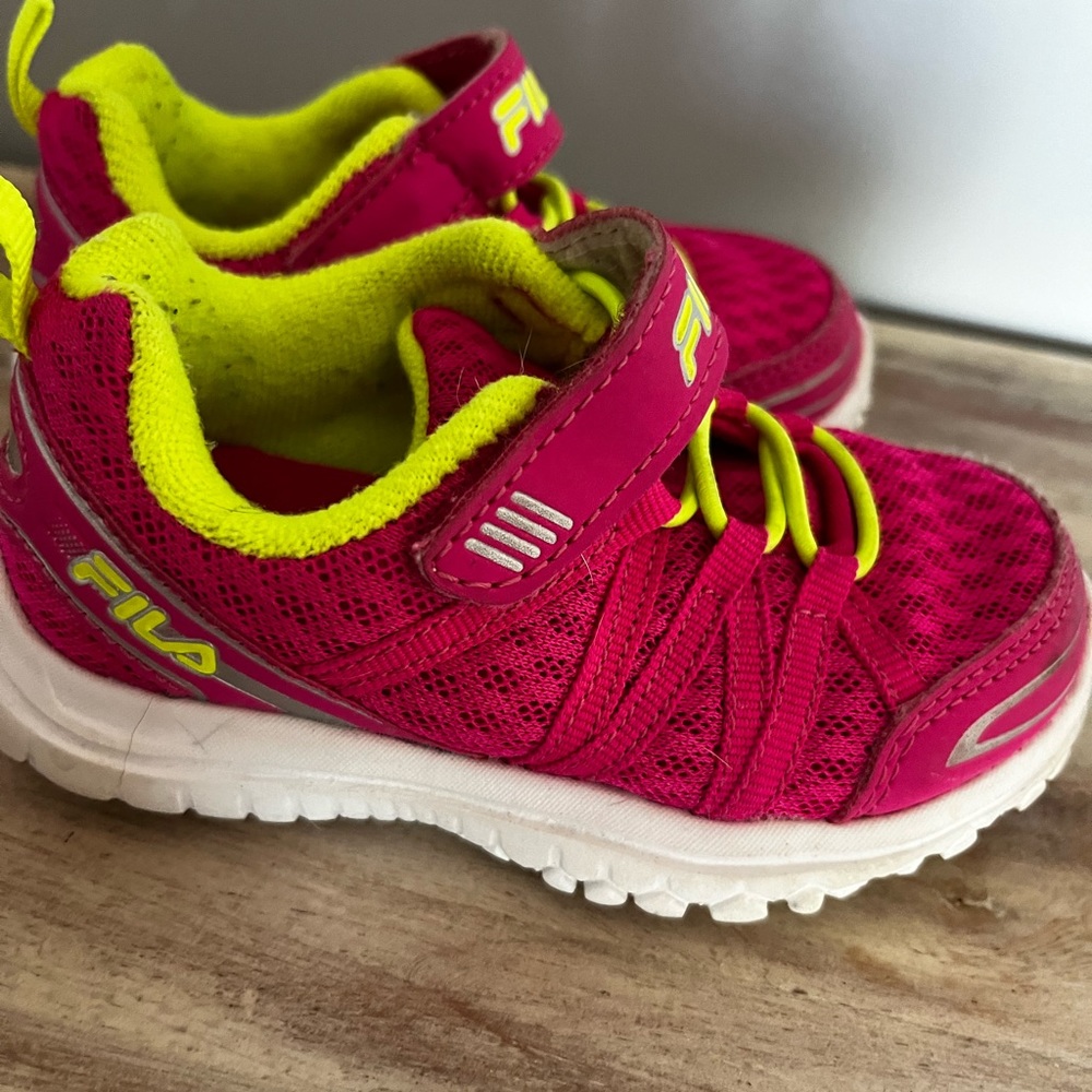 Children’s Fila Sneaker